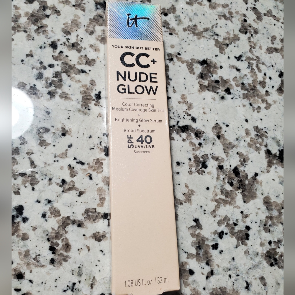 It Cosmetics CC+ Nude Glow